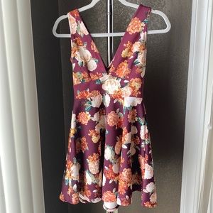 Forever 21 Flower Dress in size medium